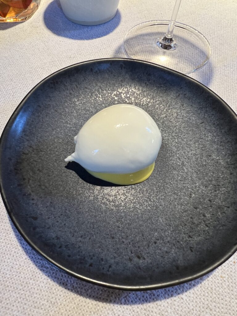 Mozzarella casera de búfala en Asador Etxebarri